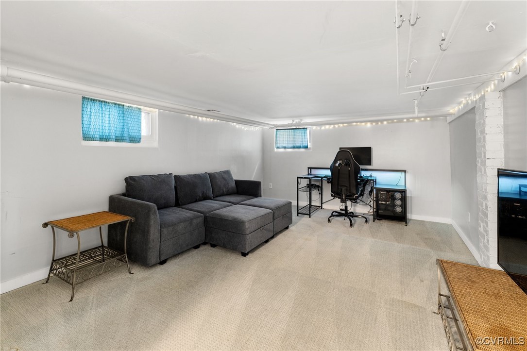 1511 Avondale Ave