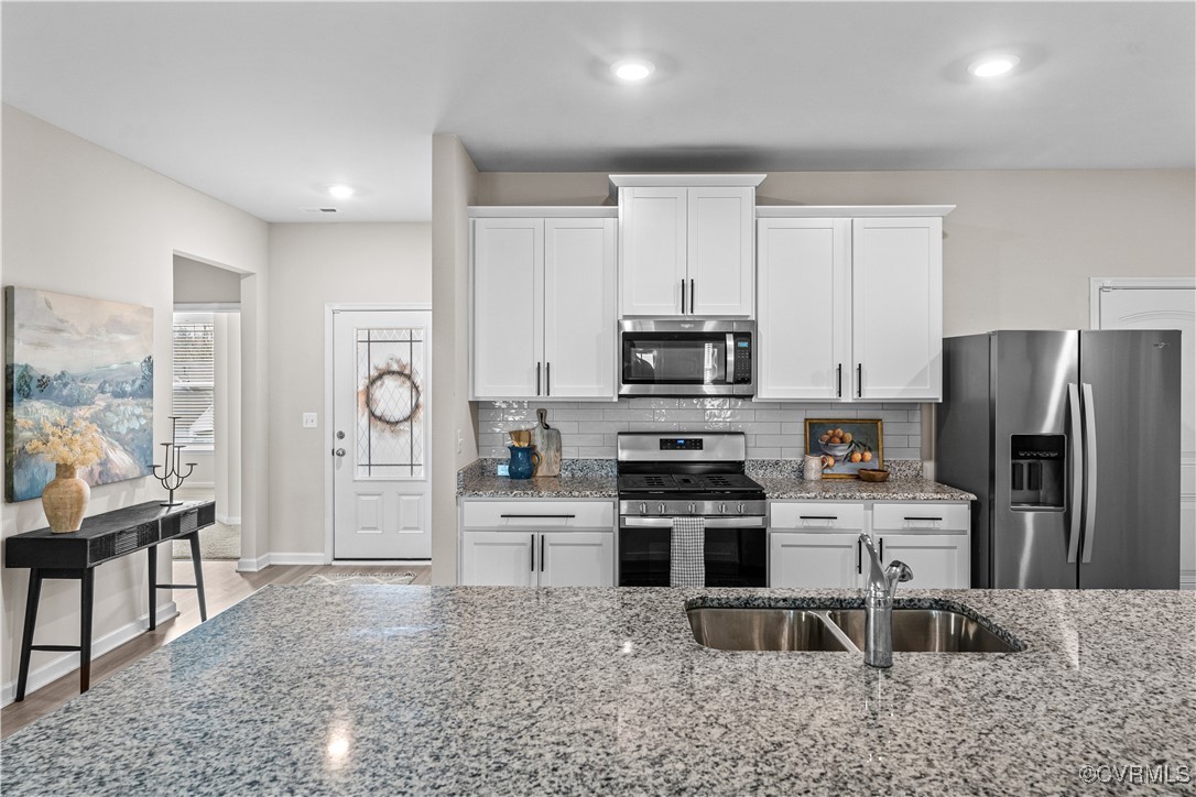 15600 Cedarville Dr