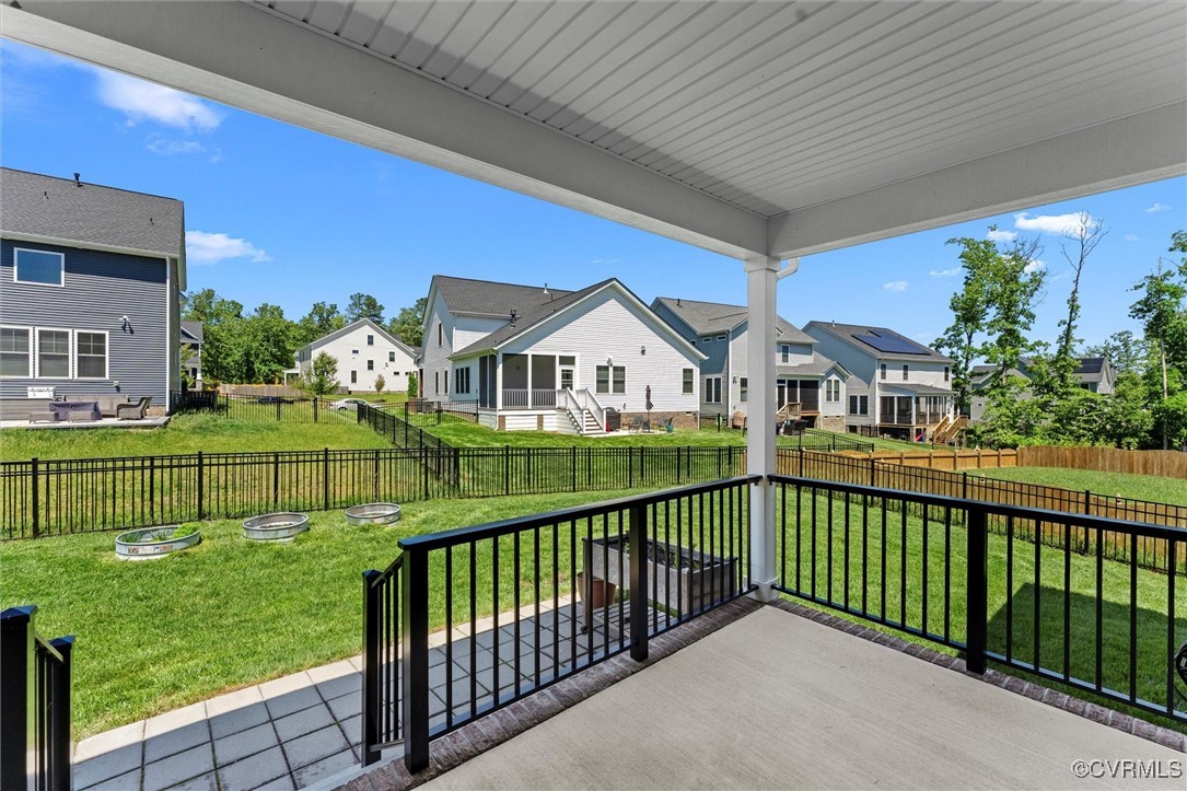 15600 Cedarville Dr