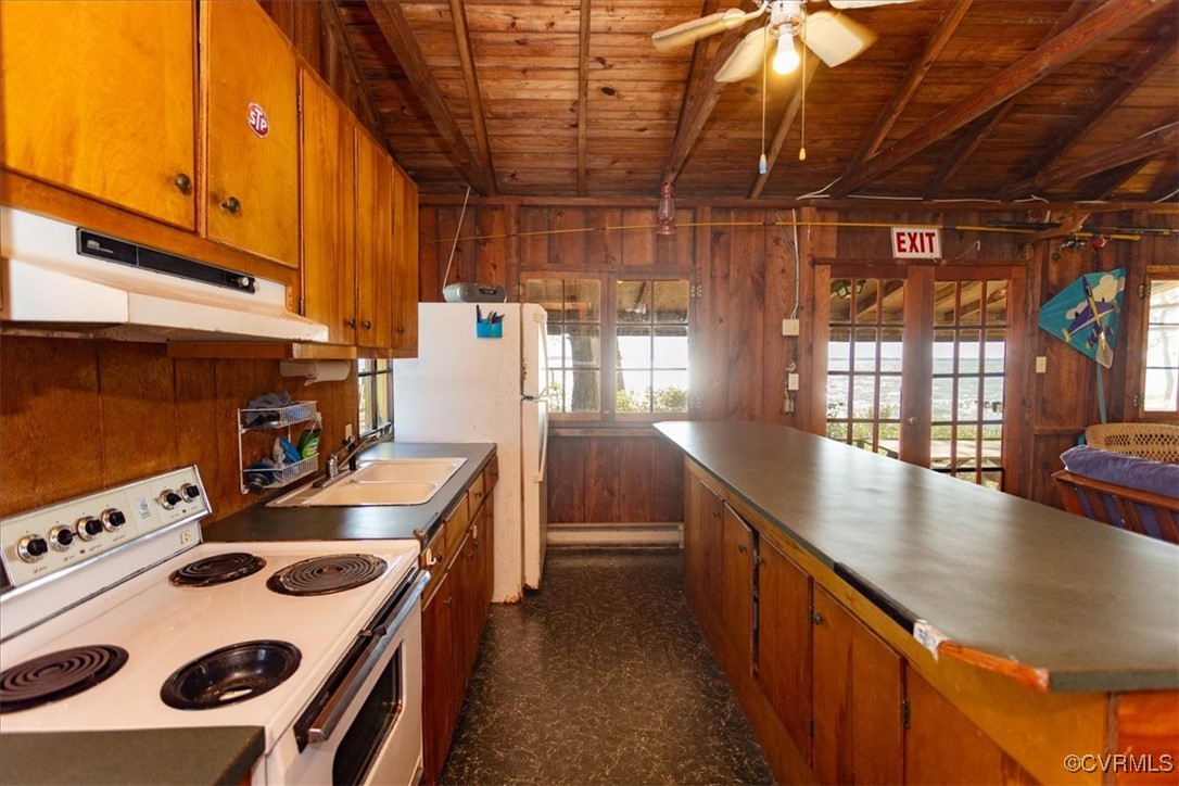 344 Cottage Cove Way