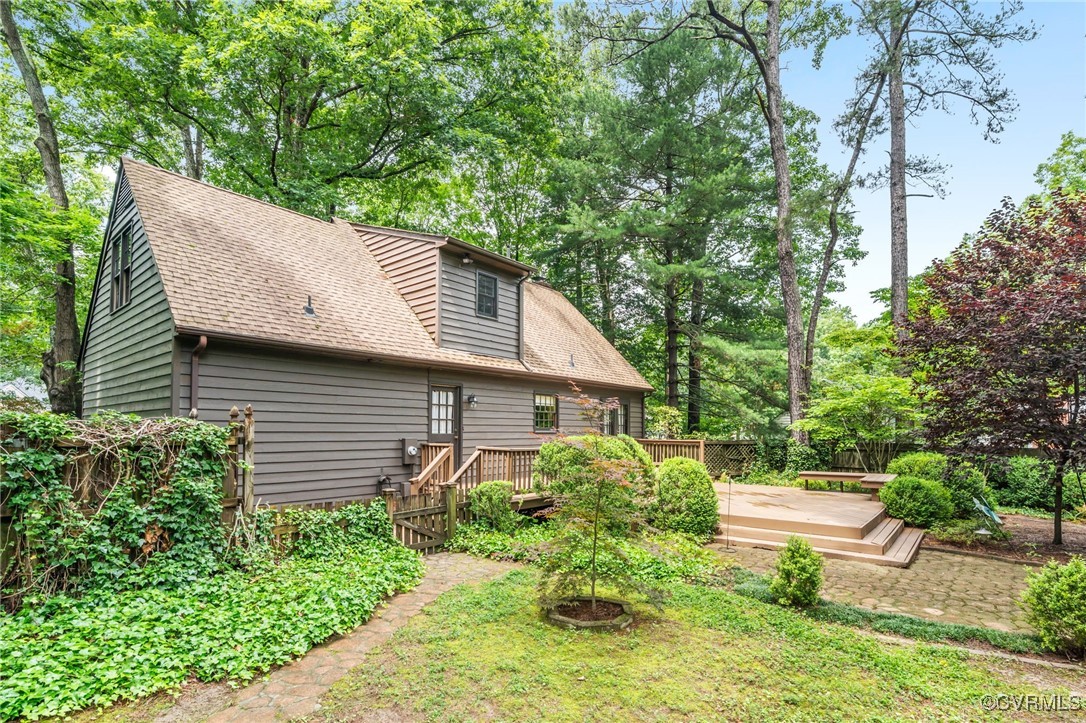 10150 Suzanne Dr