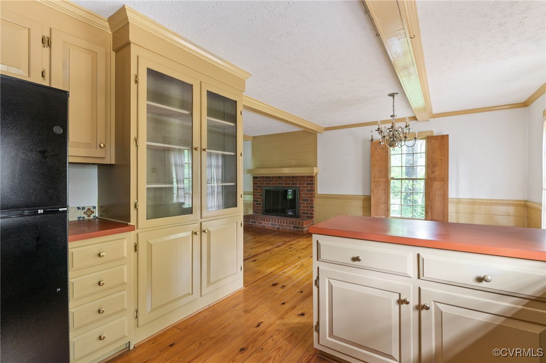 10150 Suzanne Dr