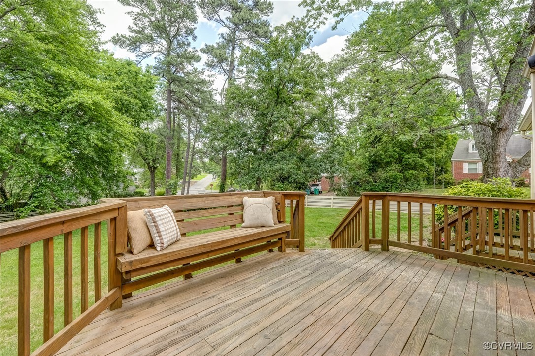 7400 Westfield Rd