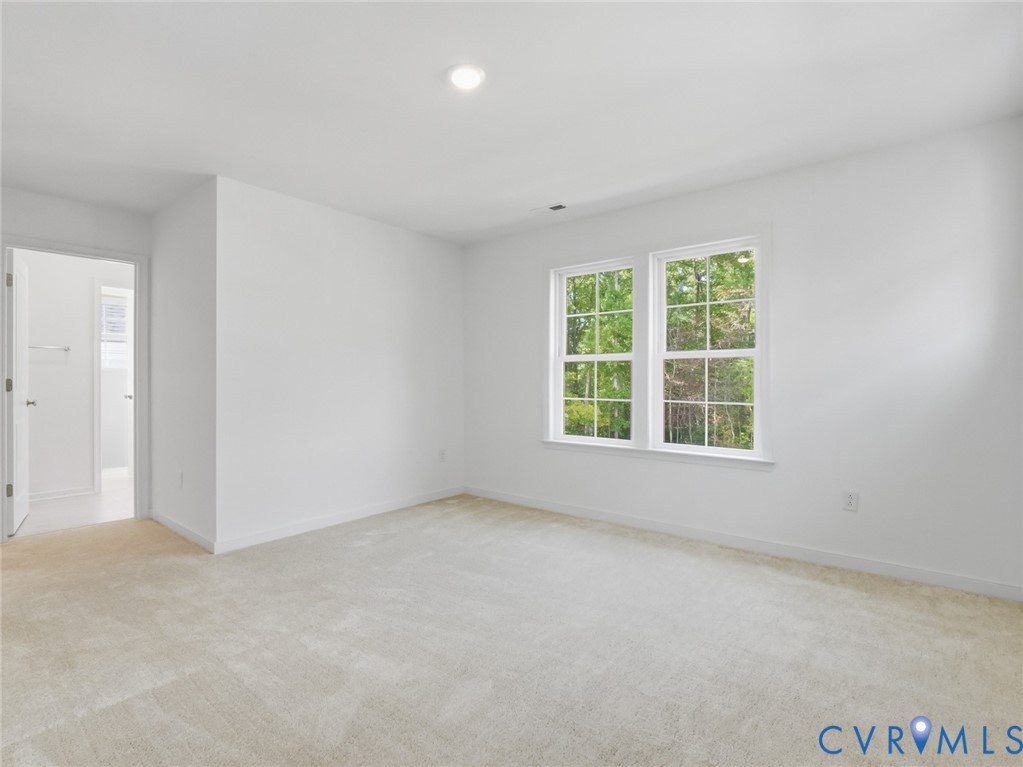 16214 White Oak Tree Ct