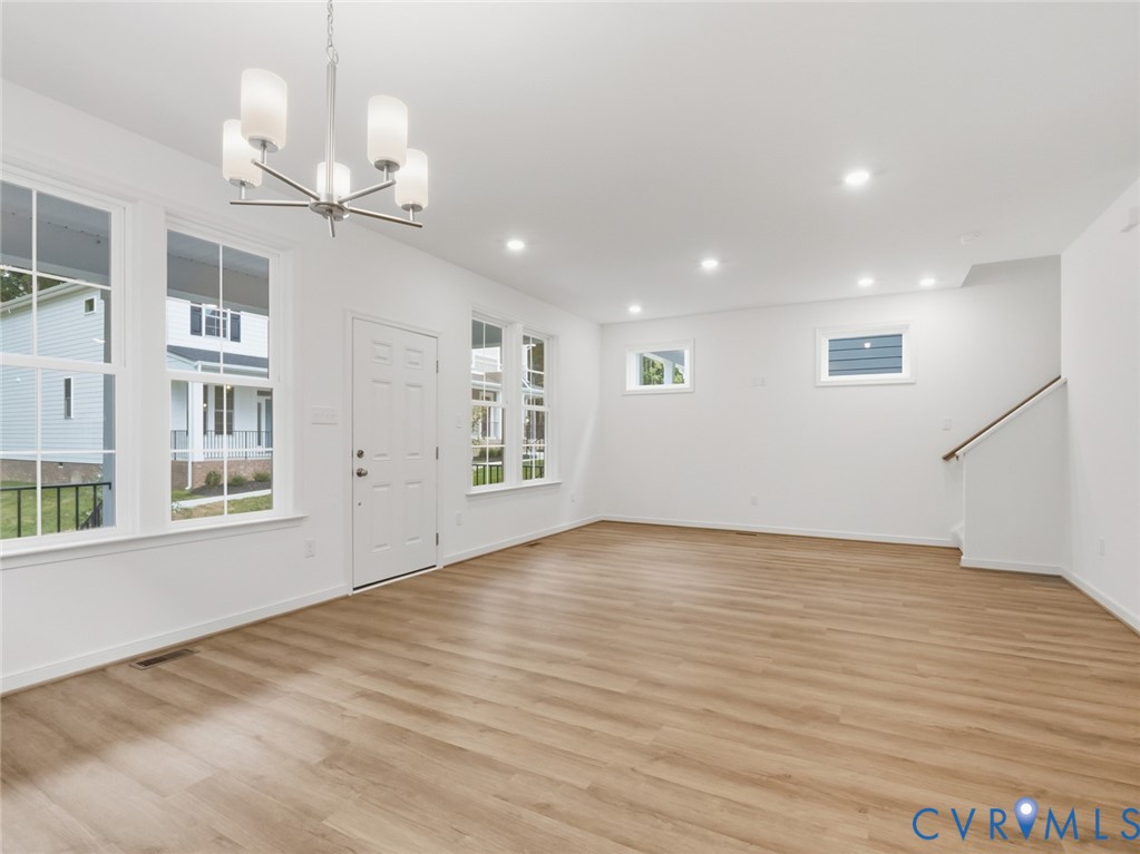 16214 White Oak Tree Ct