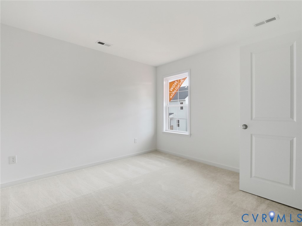 16214 White Oak Tree Ct