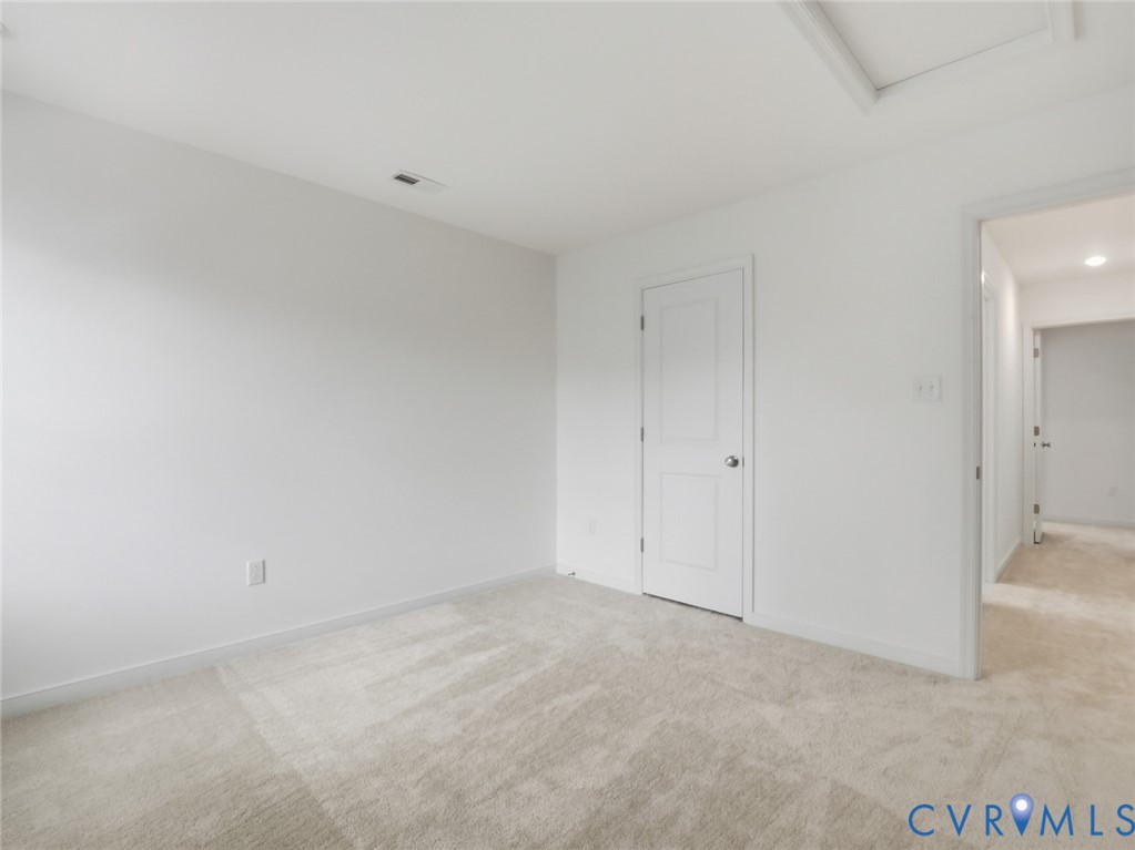 16214 White Oak Tree Ct