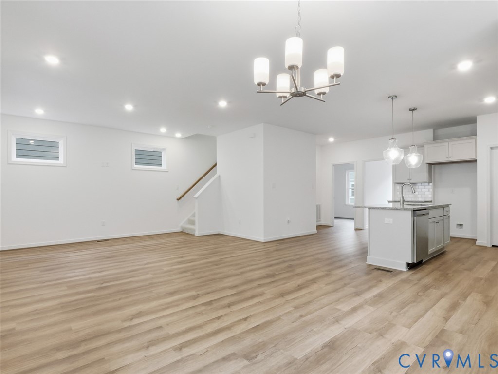 16214 White Oak Tree Ct