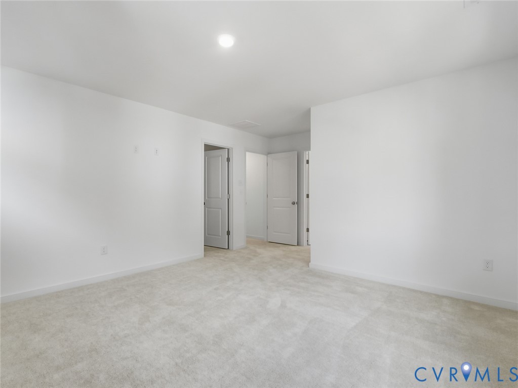 16214 White Oak Tree Ct