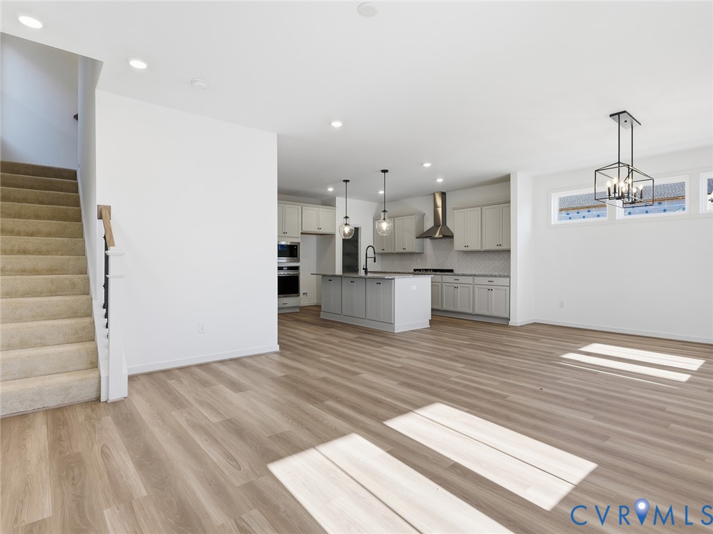 16215 White Oak Tree Ct