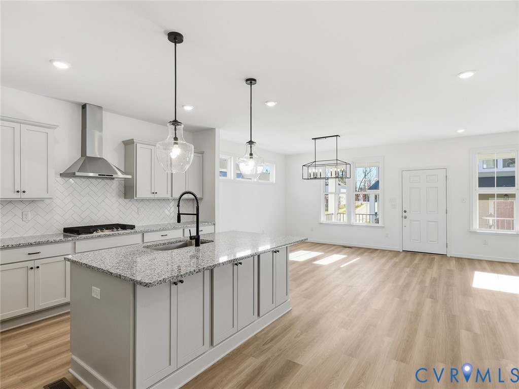 16215 White Oak Tree Ct