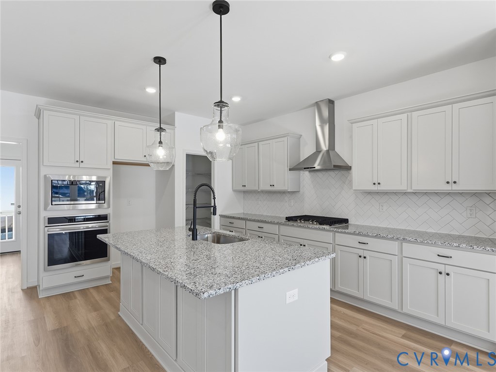16215 White Oak Tree Ct
