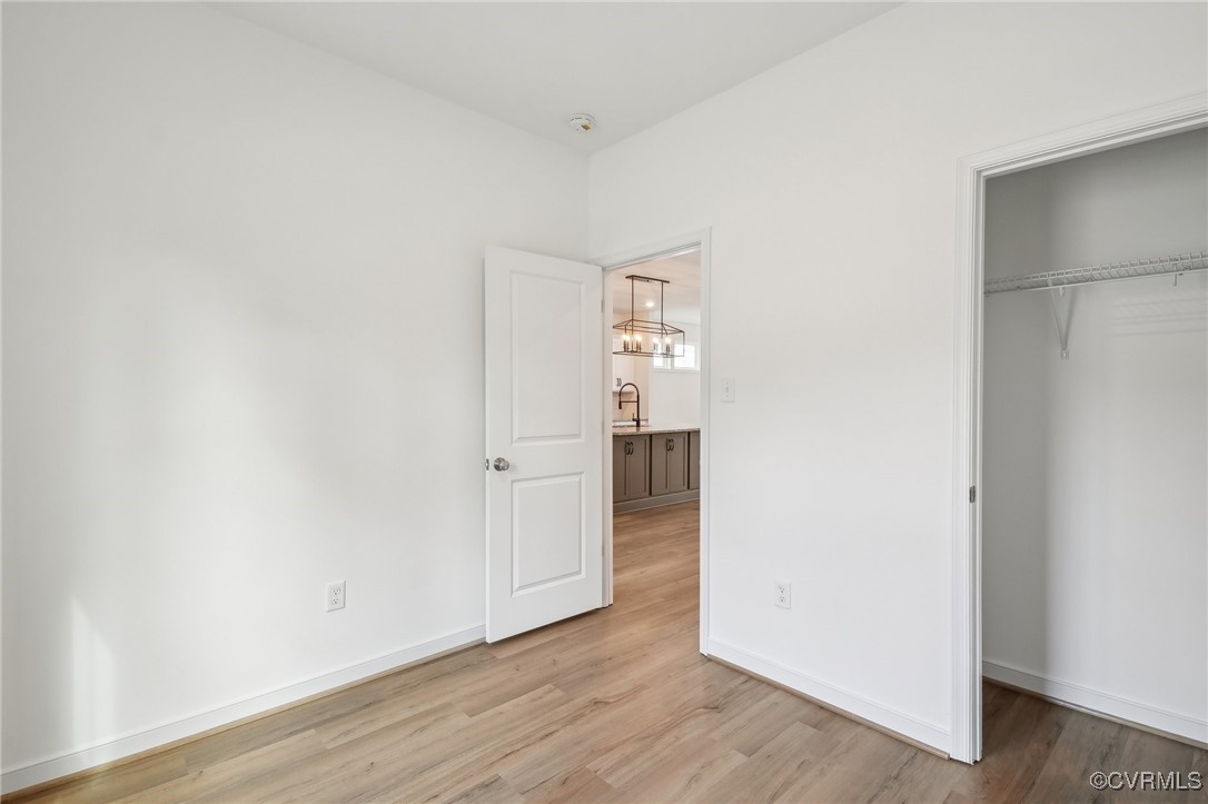 16215 White Oak Tree Ct