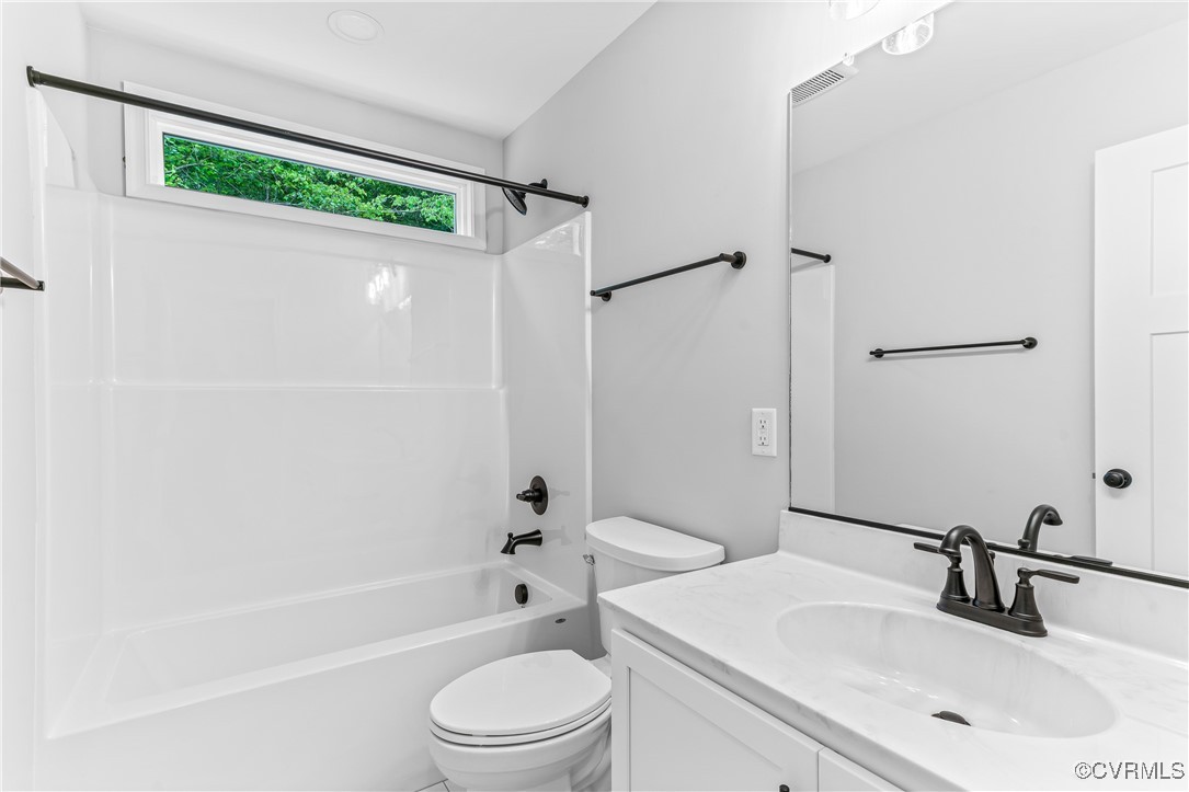 61 Oakland Pl