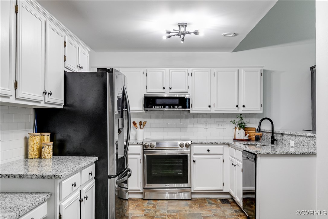 5809 Rosebay Forest Rd