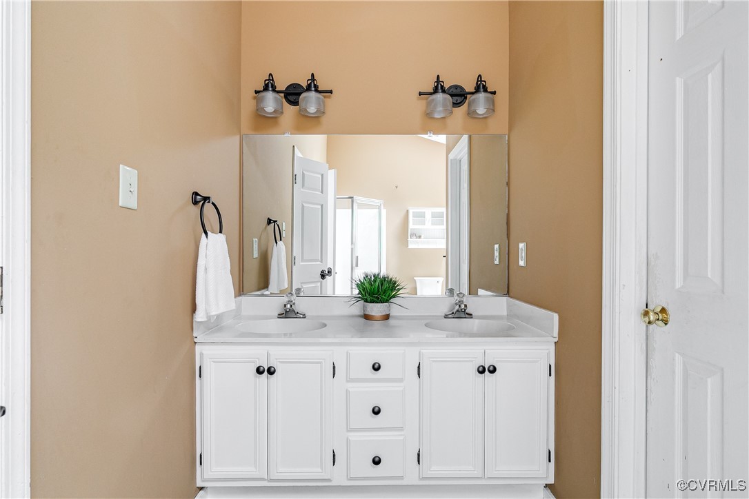 5809 Rosebay Forest Rd