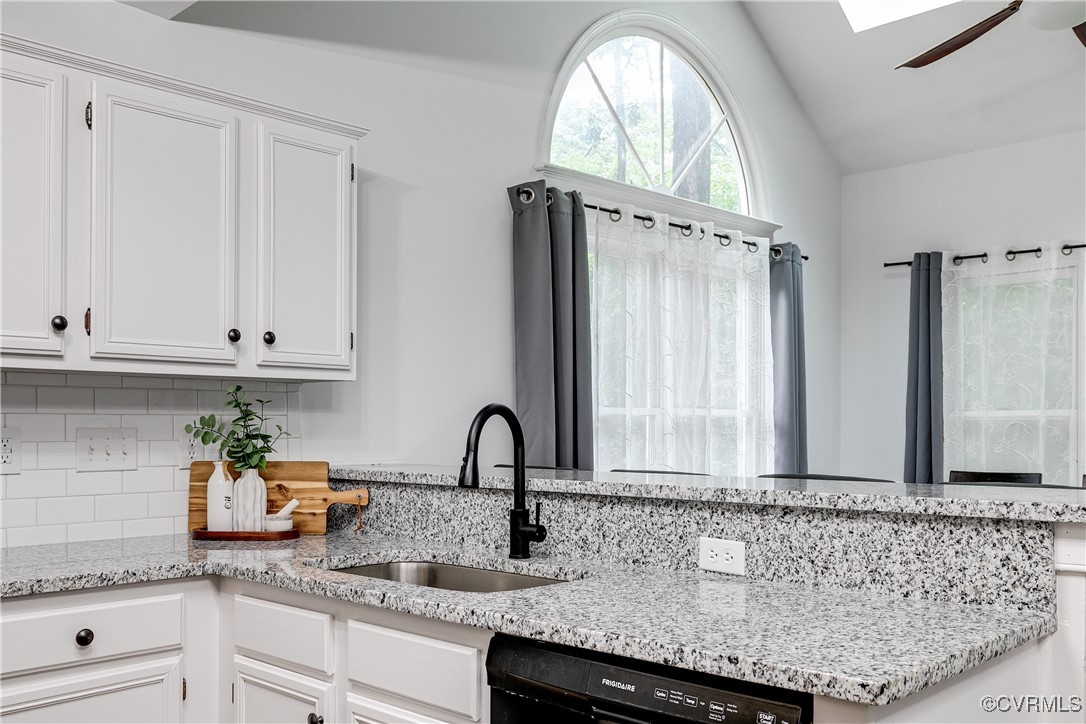 5809 Rosebay Forest Rd