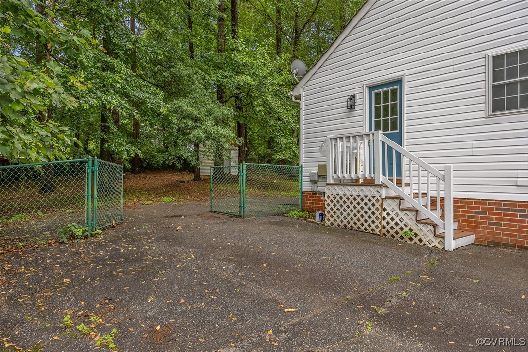 2519 Brookforest Rd