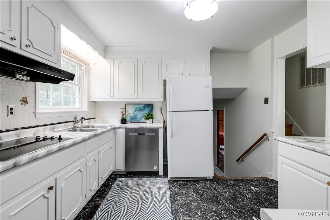 407 Briarwood Cir