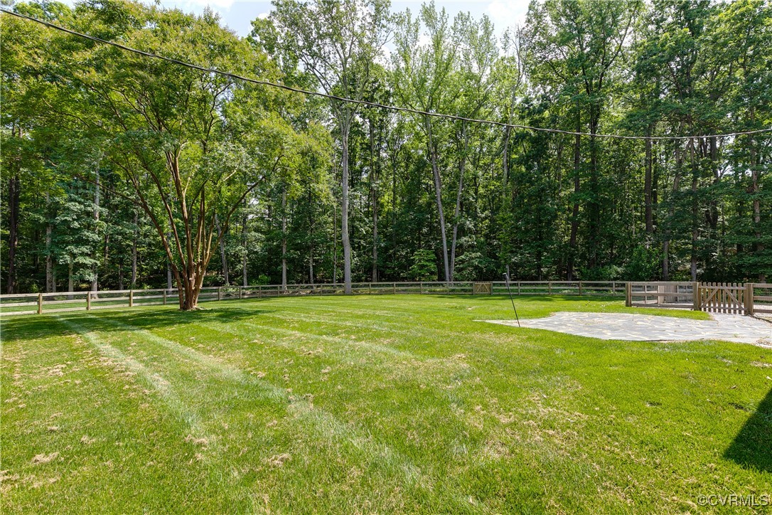 407 Briarwood Cir