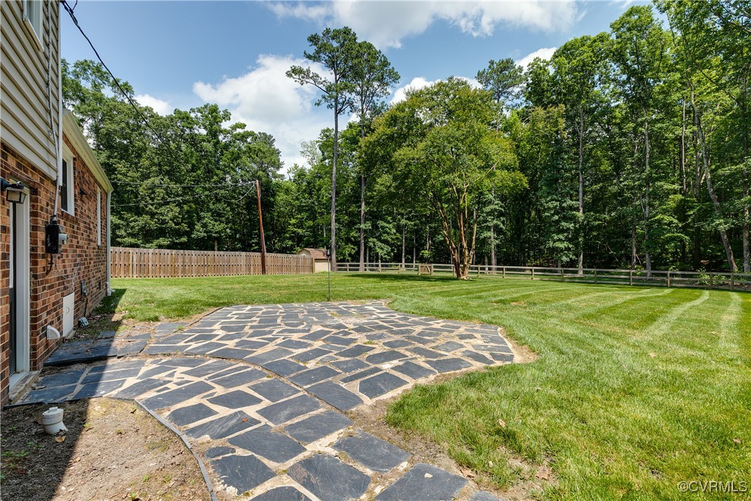 407 Briarwood Cir