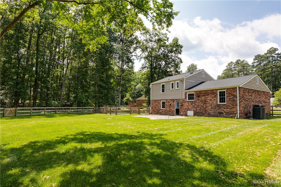407 Briarwood Cir