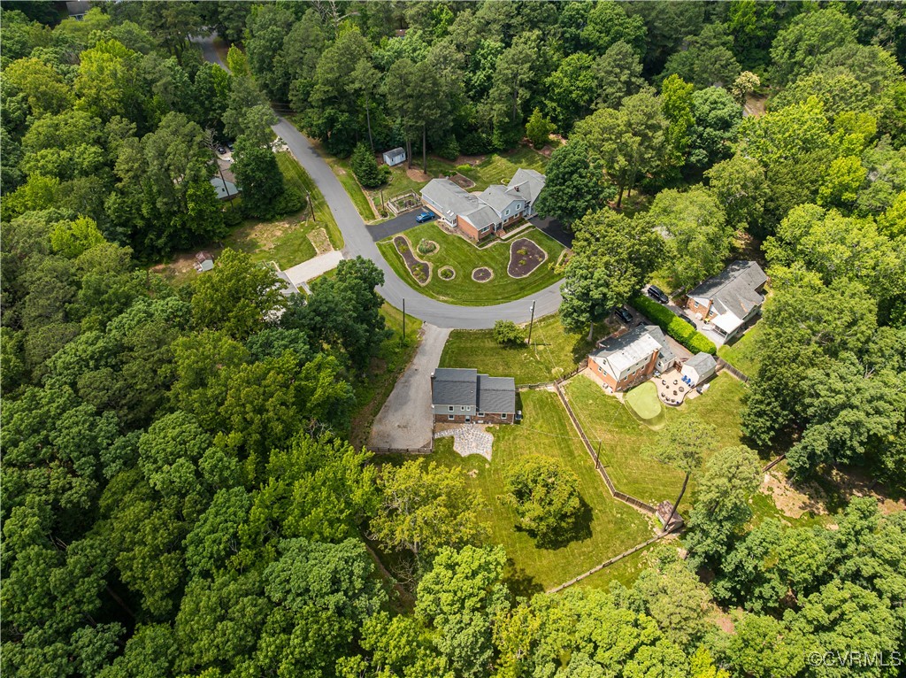 407 Briarwood Cir