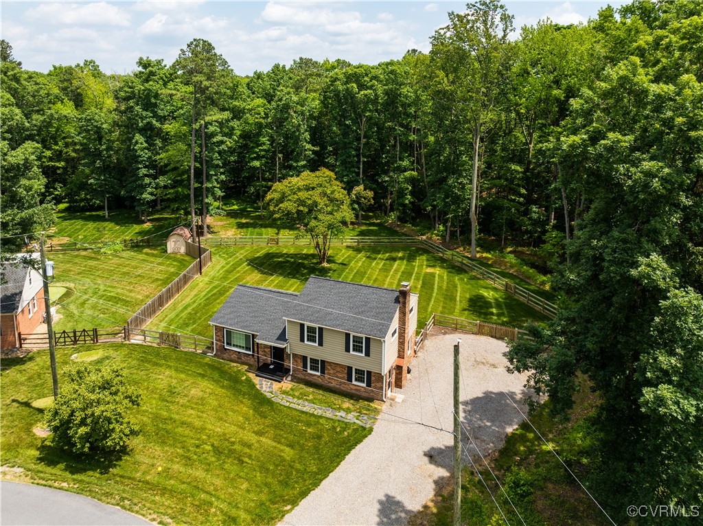 407 Briarwood Cir