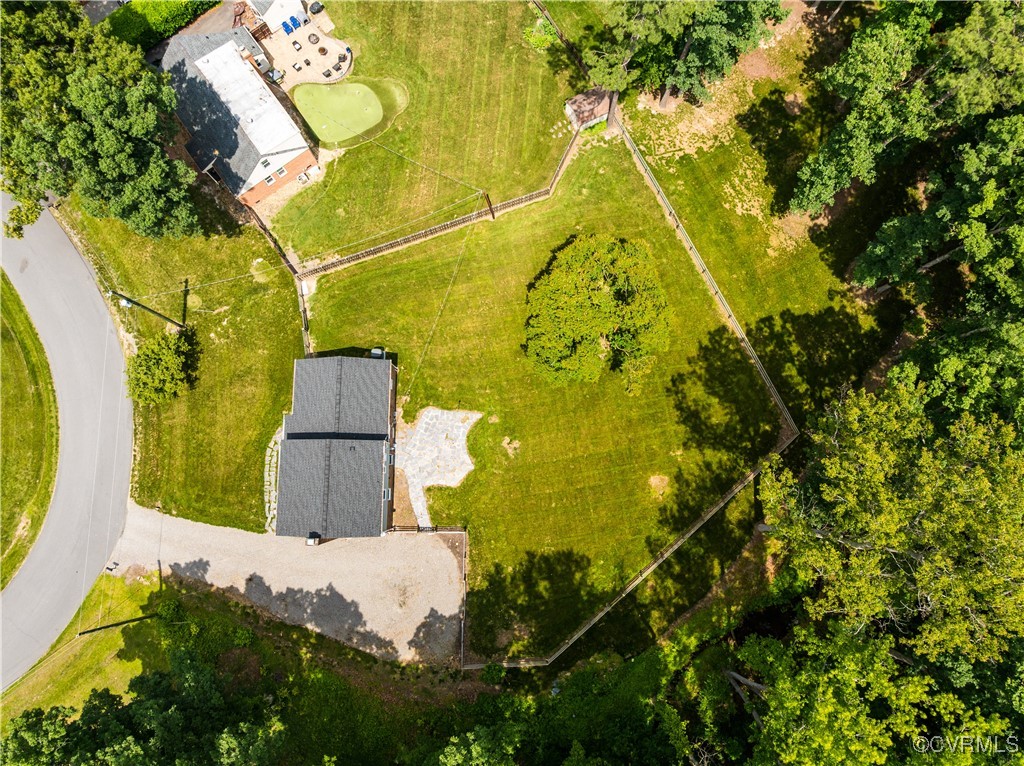 407 Briarwood Cir