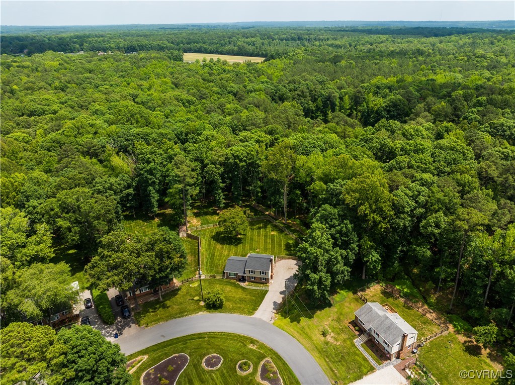 407 Briarwood Cir