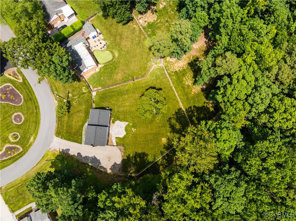 407 Briarwood Cir