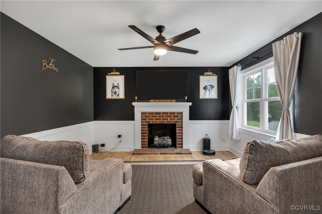 633 Manchester Rd