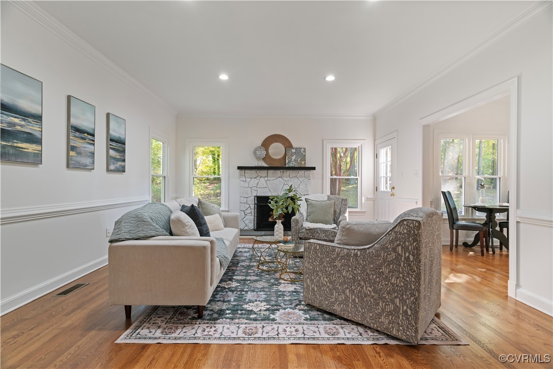 14270 Country Club Dr