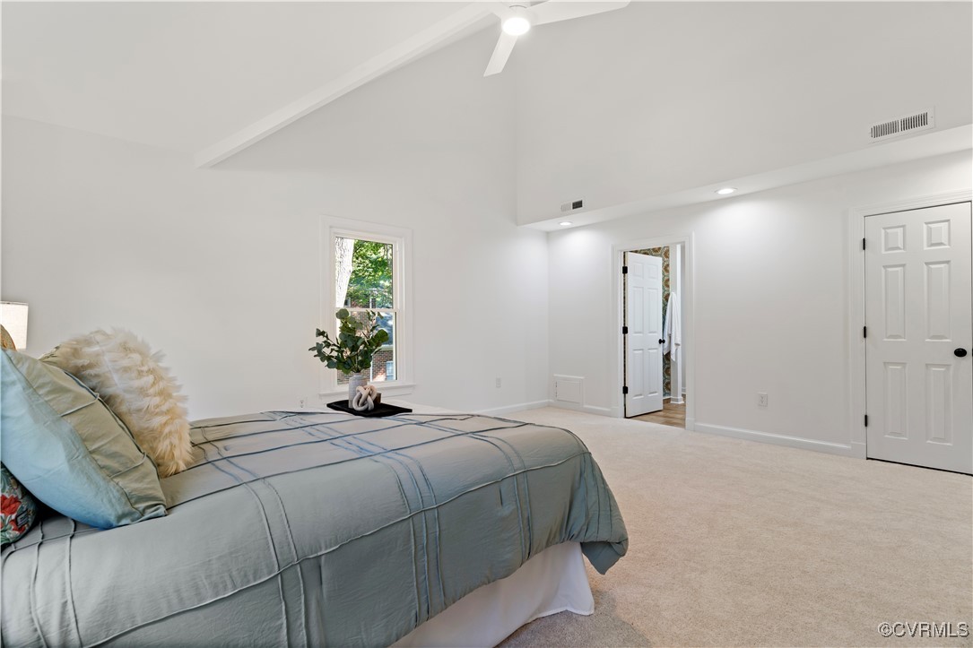 14270 Country Club Dr