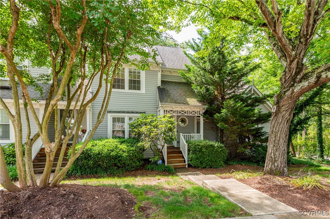 2103 Waters Mill Pt