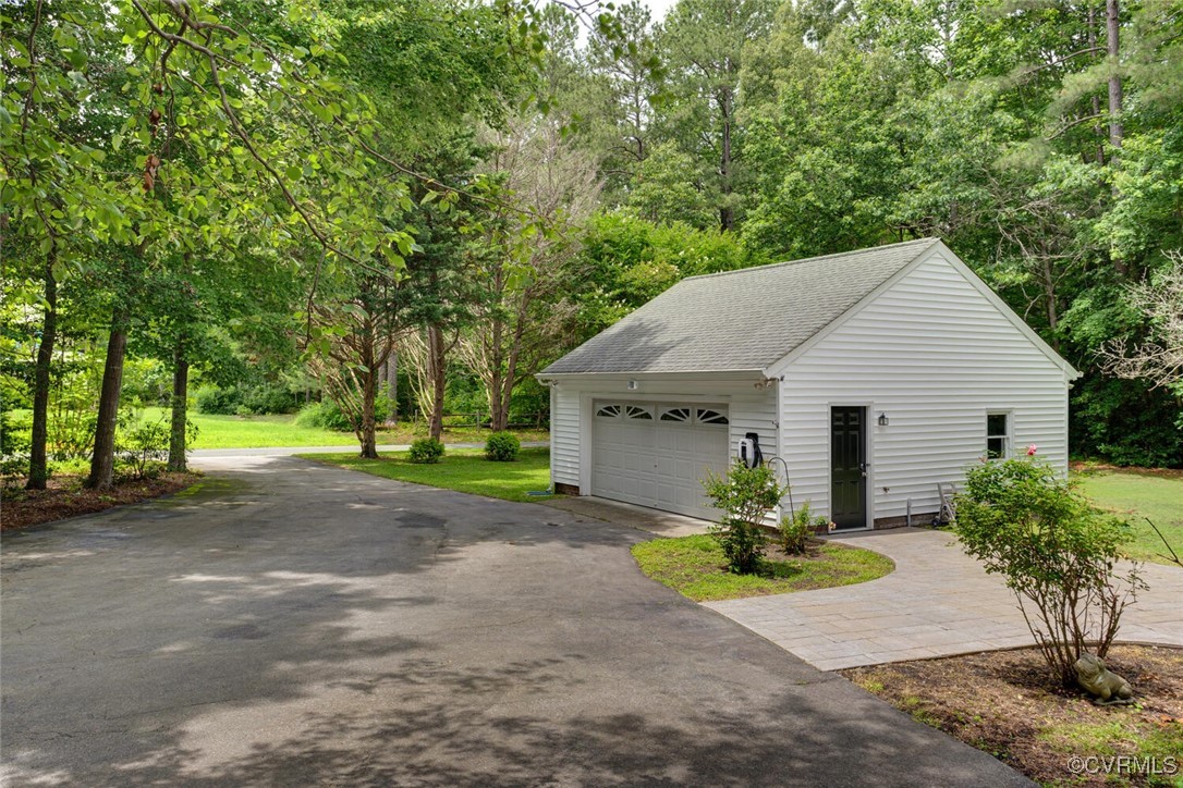 6216 Pine Slash Rd