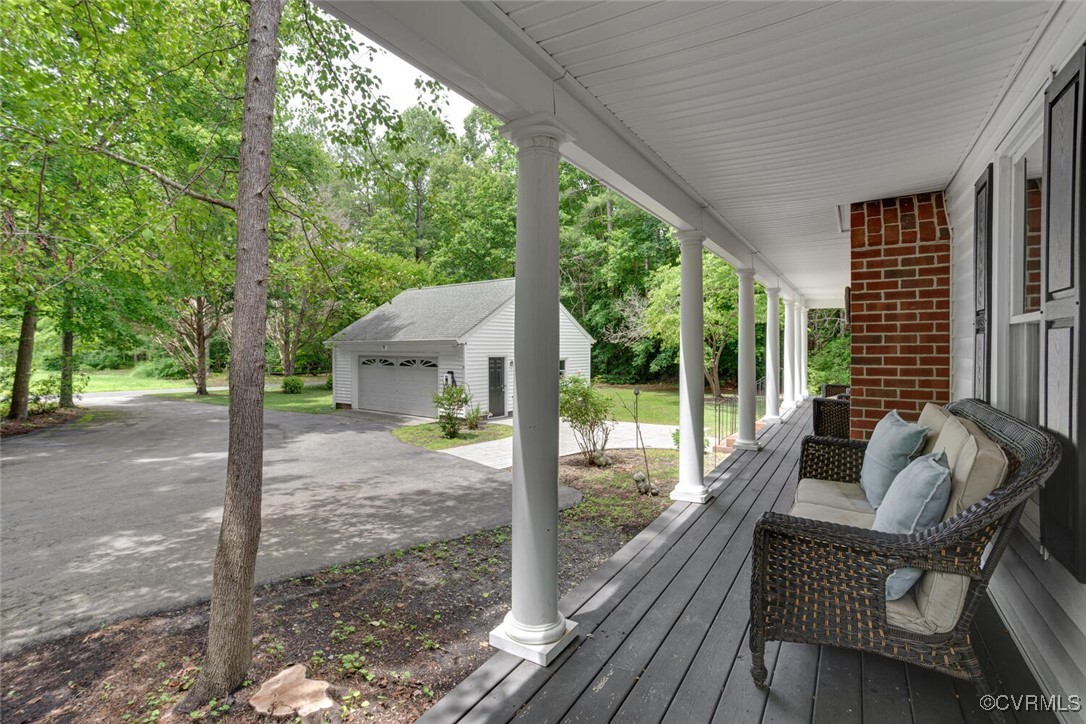 6216 Pine Slash Rd
