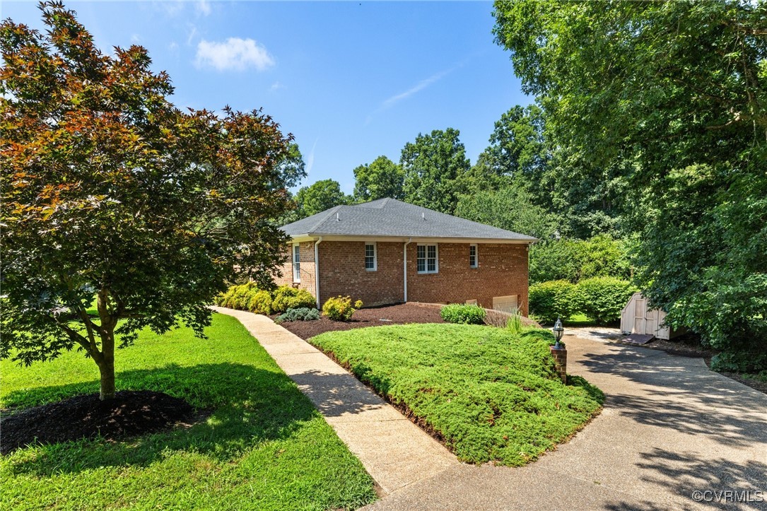 4410 Sharonridge Dr