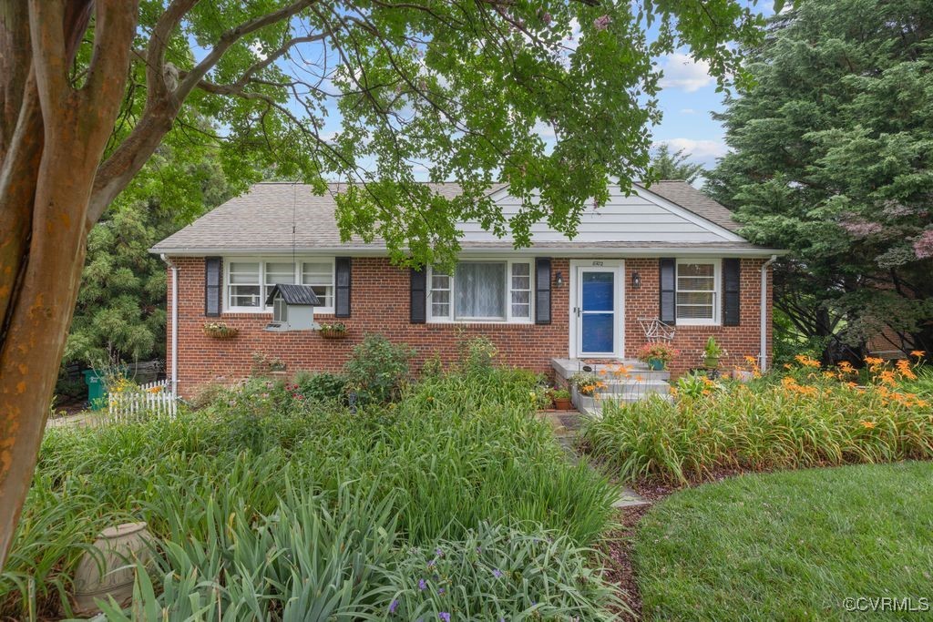 8702 Holly Hill Rd