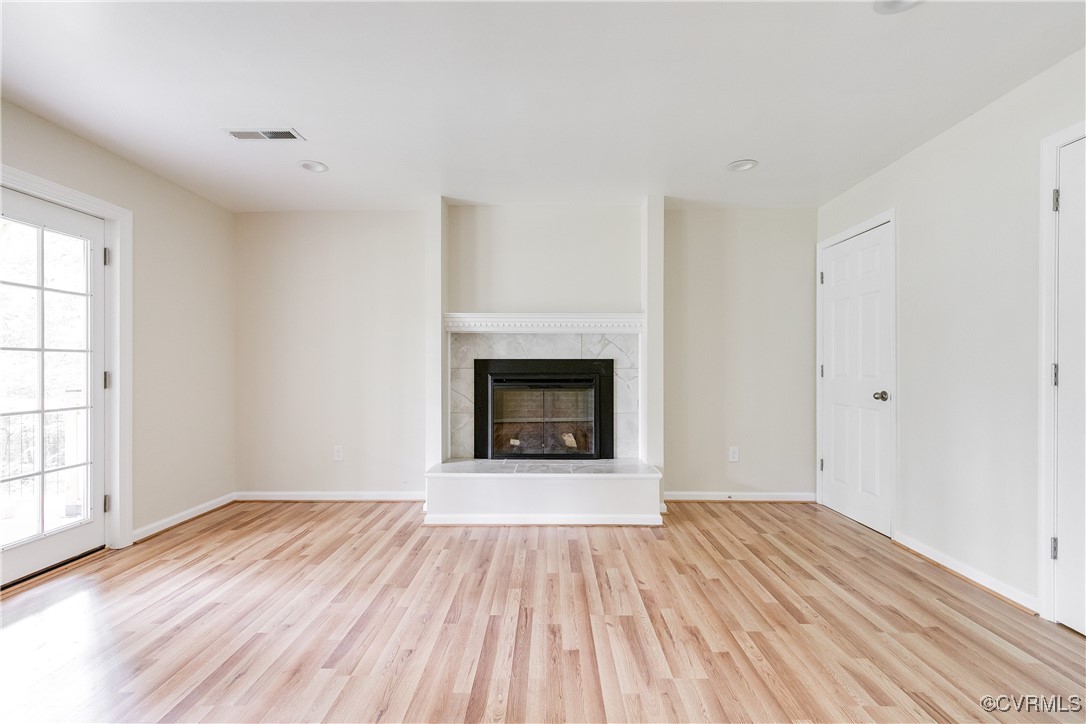 7416 Lakeshore Dr