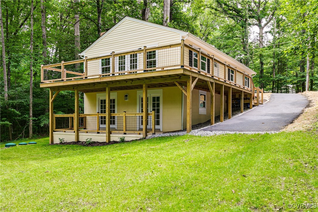 7416 Lakeshore Dr
