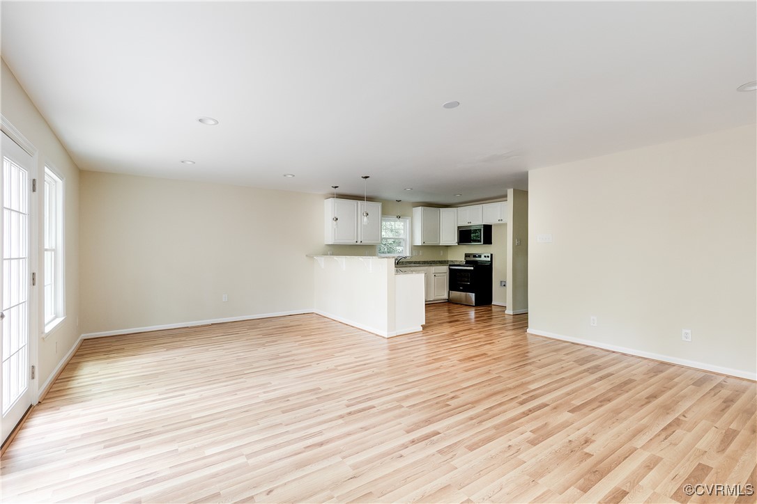 7416 Lakeshore Dr