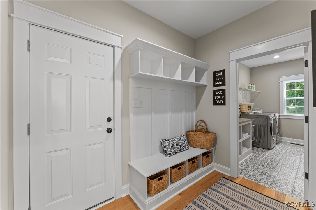 1327 Sparrows Song Dr