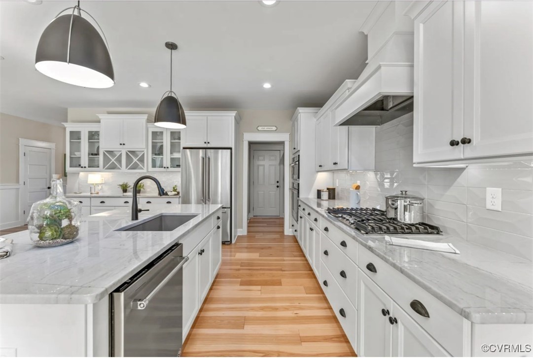 1327 Sparrows Song Dr