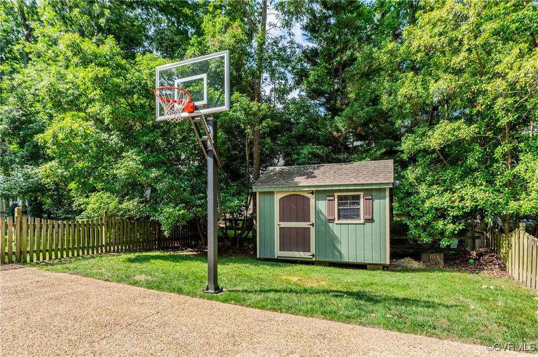 11905 Glen Gary Ct