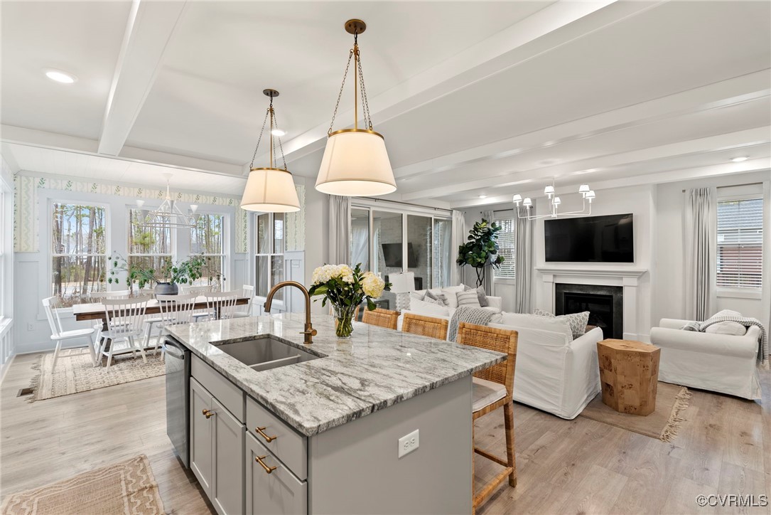 18207 Maple Summit Ct