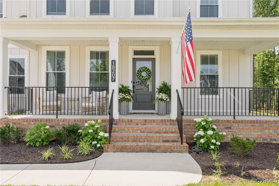 18207 Maple Summit Ct