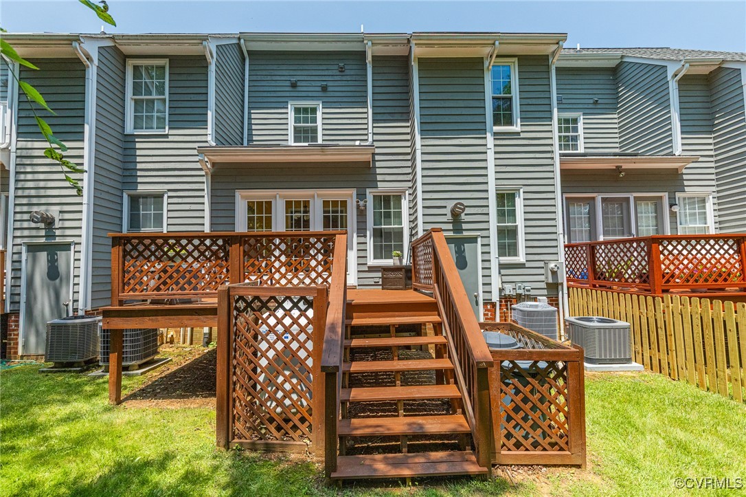 2704 Stingray Ct