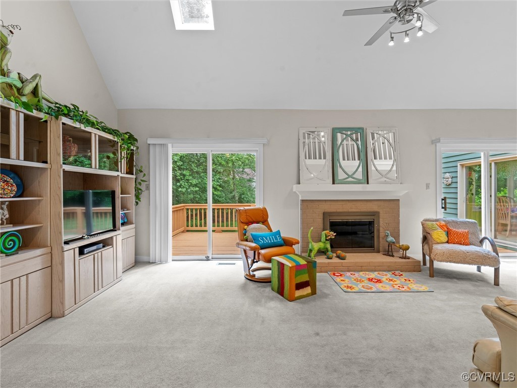 1203 Wesanne Ln