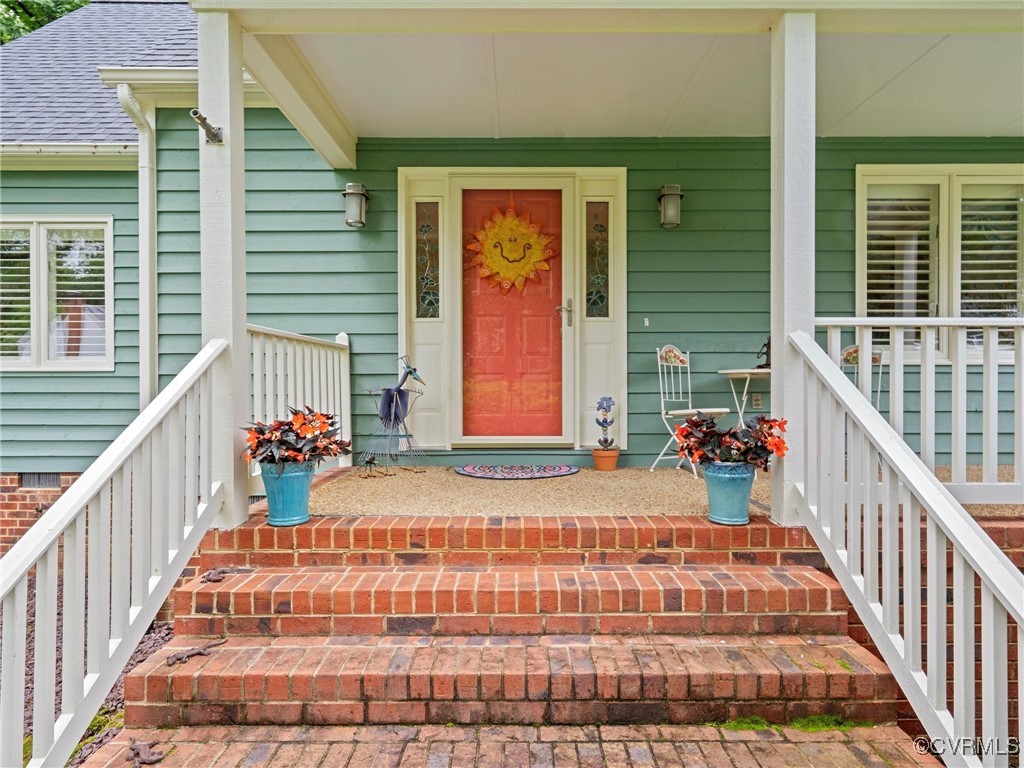 1203 Wesanne Ln